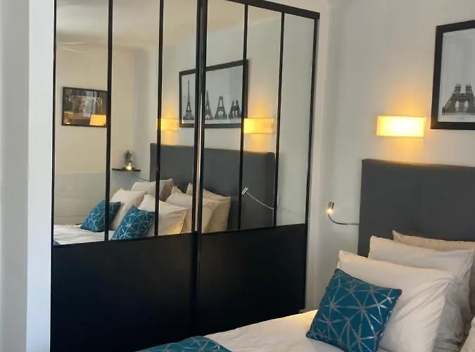 Frühstückspension Cannes City B&B