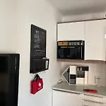 Bed & Breakfast Cannes City B&B