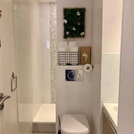 Cannes City B&B Nocleg ze śniadaniem