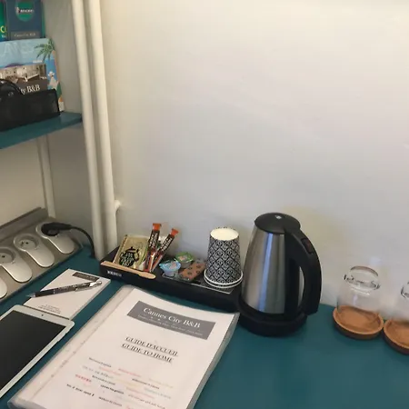 Cannes City B&B كان