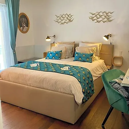 Bed & Breakfast Cannes City B&B
