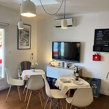 Bed & Breakfast Cannes City B&B