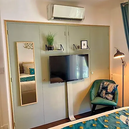Bed & Breakfast Cannes City B&B 3*