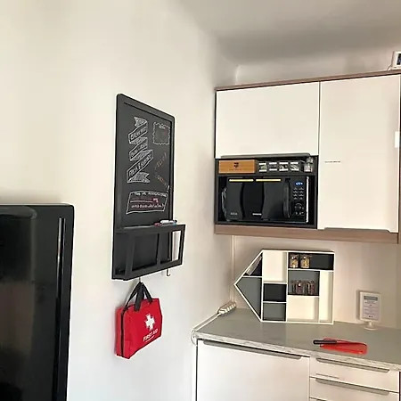 Cannes City B&B Bed & Breakfast