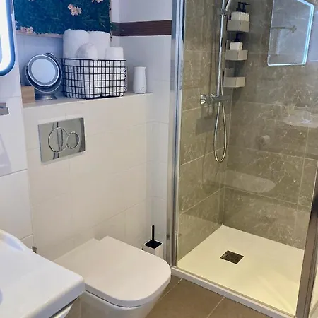 Cannes City B&B 3* Κάννες