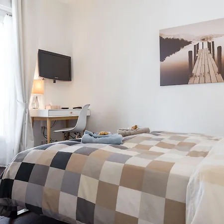 Couette-café Cannes City B&B