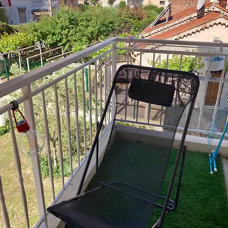Bed and Breakfast Cannes City B&B
