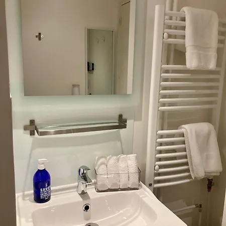 Cannes City B&B