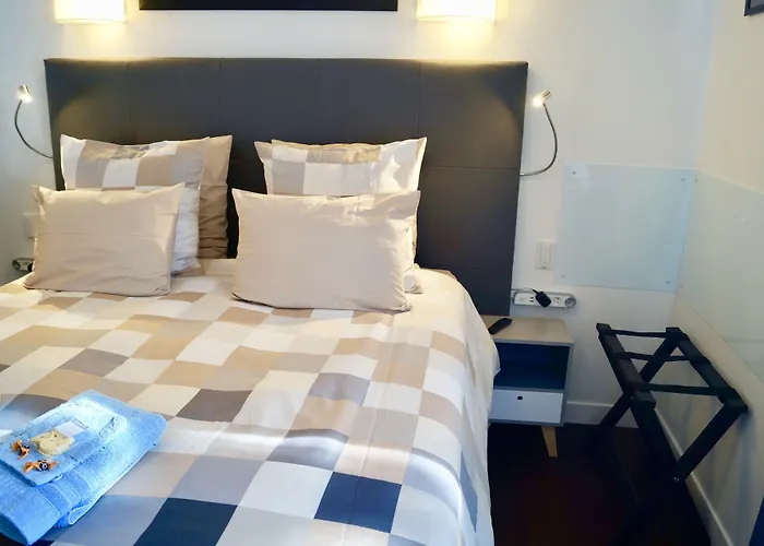 Cannes City B&B كان