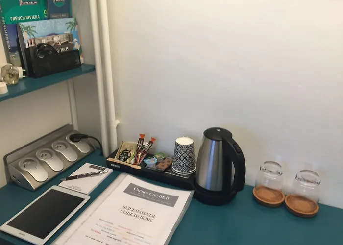 Cannes City B&B كان
