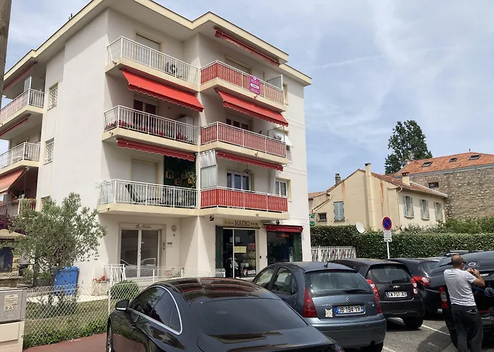 فندق مبيت وإفطار Cannes City B&B كان
