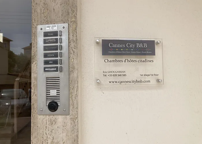 Cannes City B&B 3*