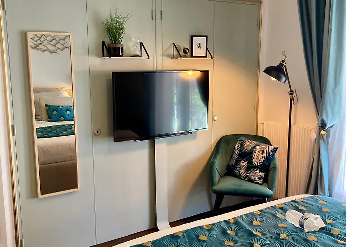 Cannes City B&B كان