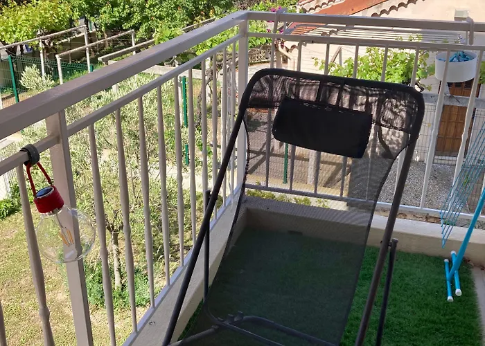 فندق مبيت وإفطار Cannes City B&B