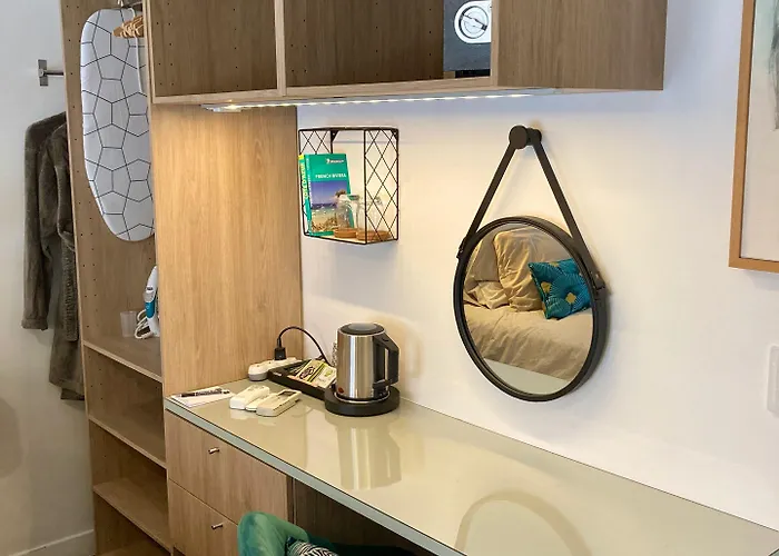 فندق مبيت وإفطار Cannes City B&B 3*